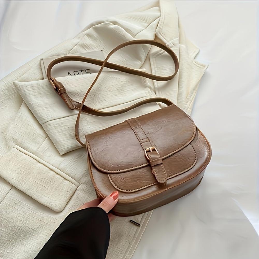Evelyn | Classic Saddle Crossbody Bag