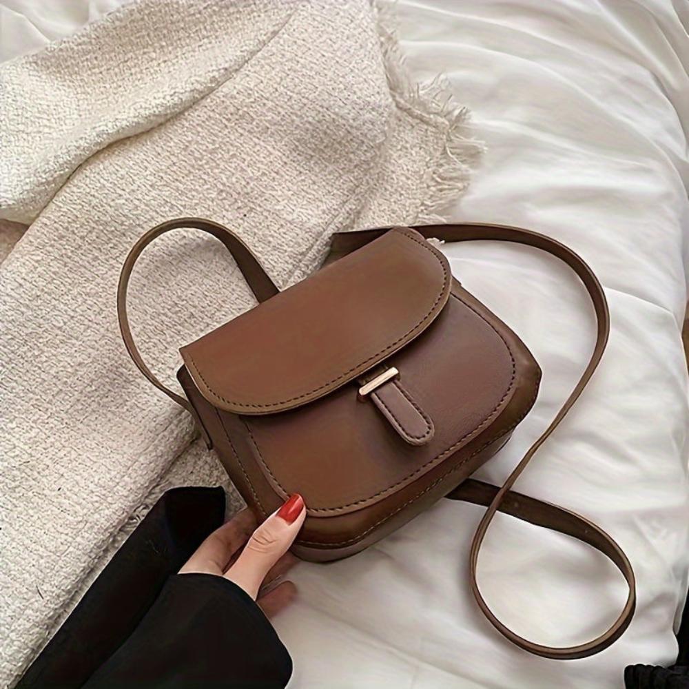 Amelia | Retro Saddle Crossbody Bag