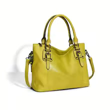 Sienna’s Graceful Allure | Elegant Shoulder Bag