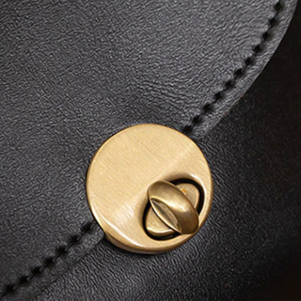 Marie | Vintage Kiss Lock Bag