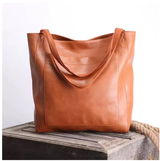 Lorena’s Modern Chic | Stylish Leather Bag