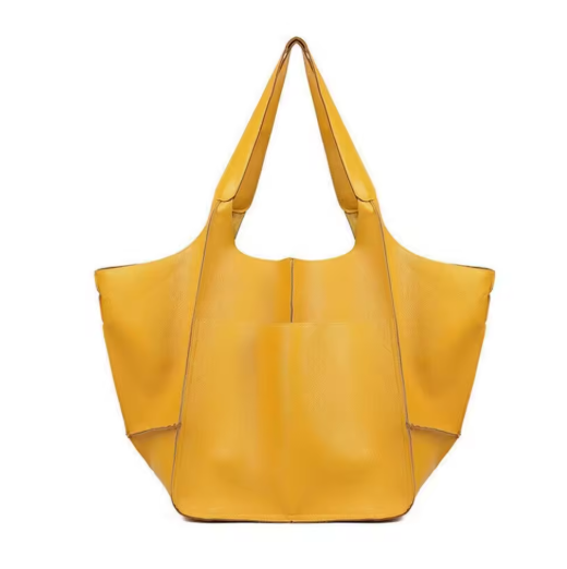 Laura’s Timeless Allure | Vintage Bag