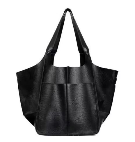 Laura’s Timeless Allure | Vintage Bag