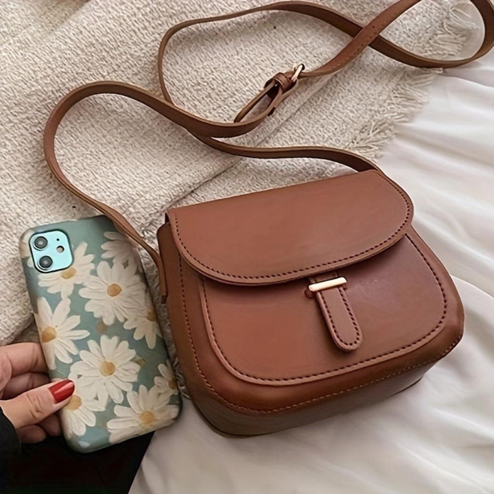 Amelia | Retro Saddle Crossbody Bag