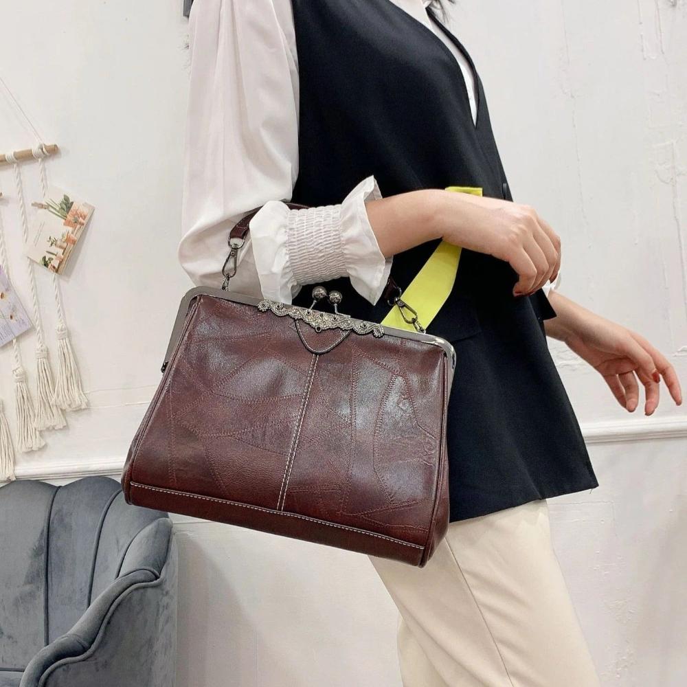 Kissy | Vintage Kiss-Lock Handbag
