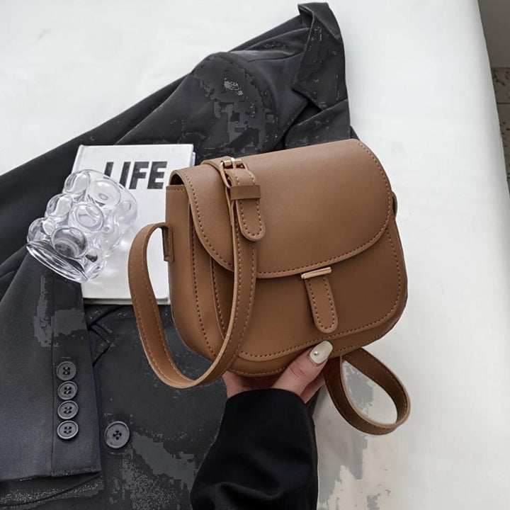 Amelia | Retro Saddle Crossbody Bag